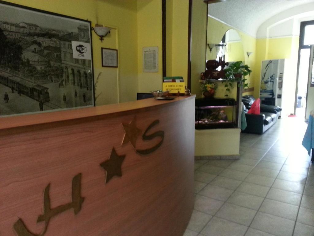 Hotel Stazione Novara Ngoại thất bức ảnh