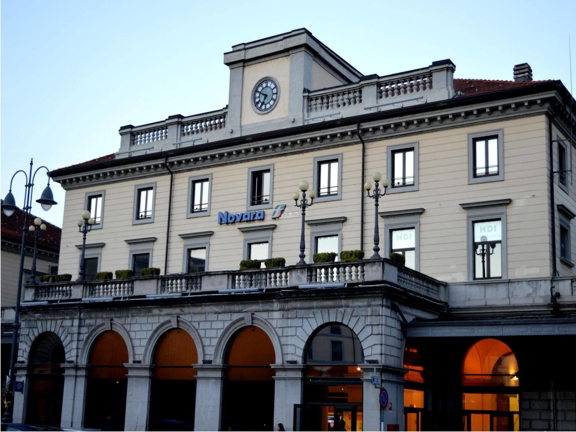 Hotel Stazione Novara Ngoại thất bức ảnh