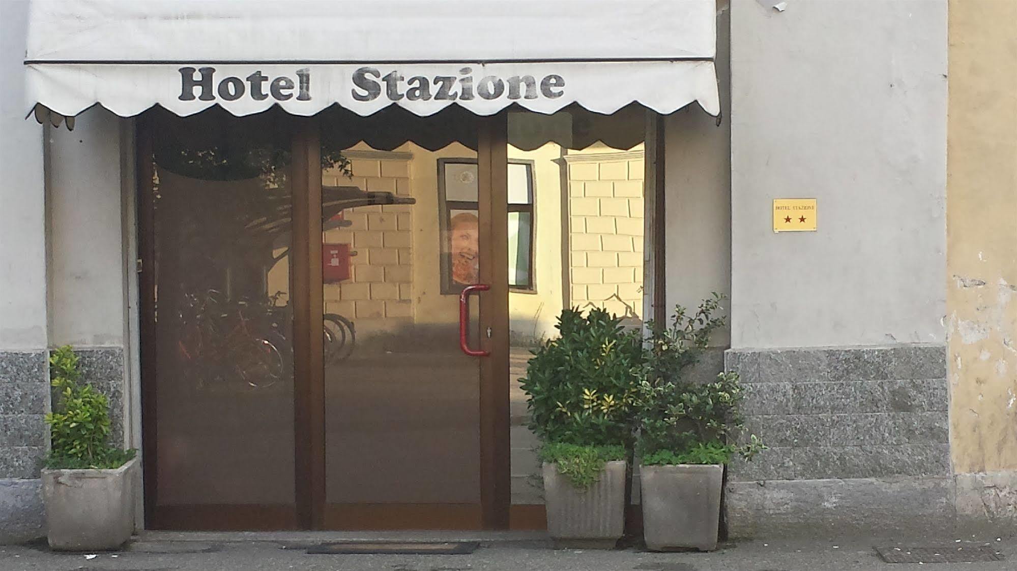 Hotel Stazione Novara Ngoại thất bức ảnh